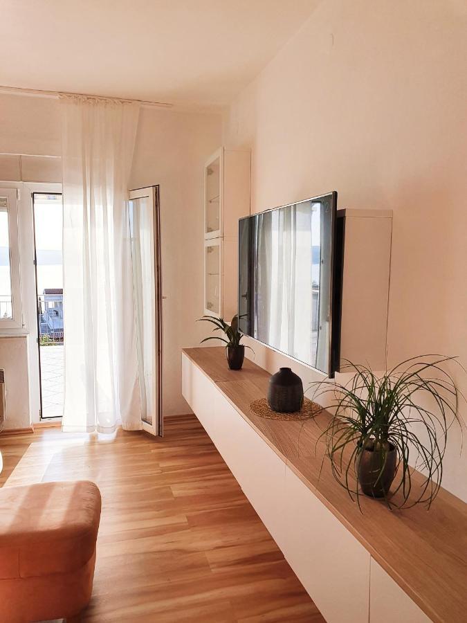 קריקווניצה Relaxing Seaview Apartment Barac On Separated Floor מראה חיצוני תמונה